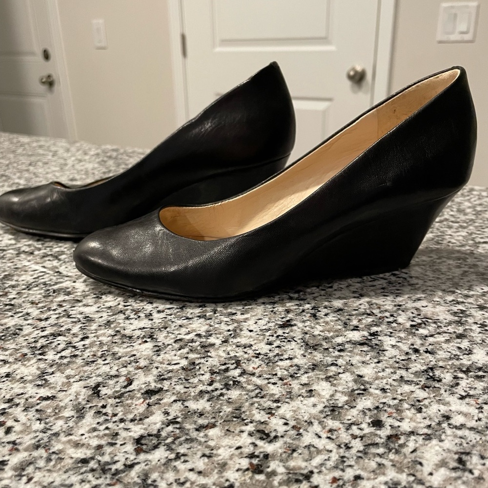 Nine West Black Leather Wedge
